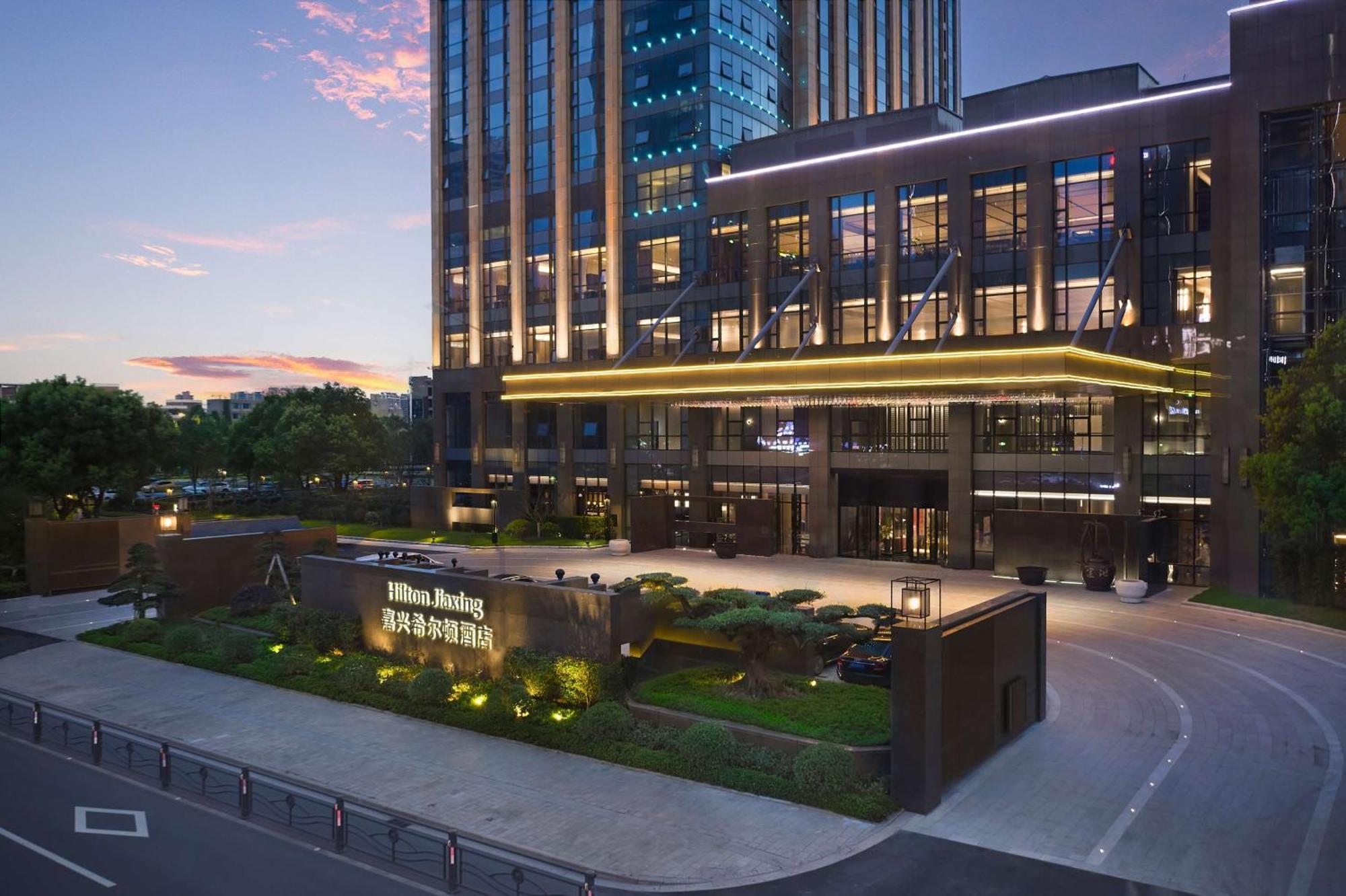 Hilton Jiaxing Hotel Exterior foto