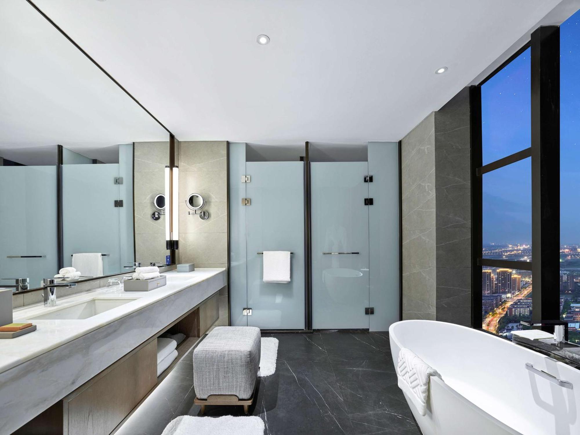 Hilton Jiaxing Hotel Exterior foto