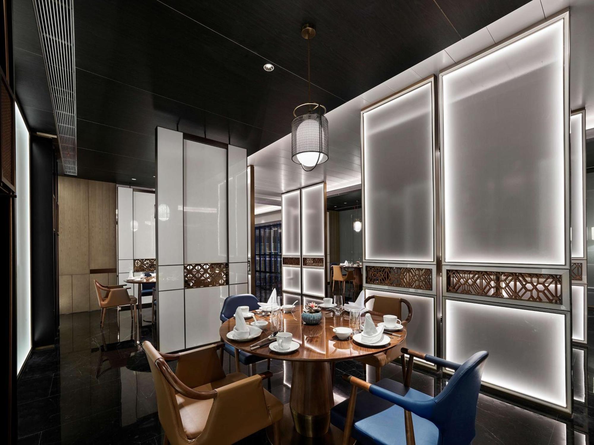Hilton Jiaxing Hotel Exterior foto